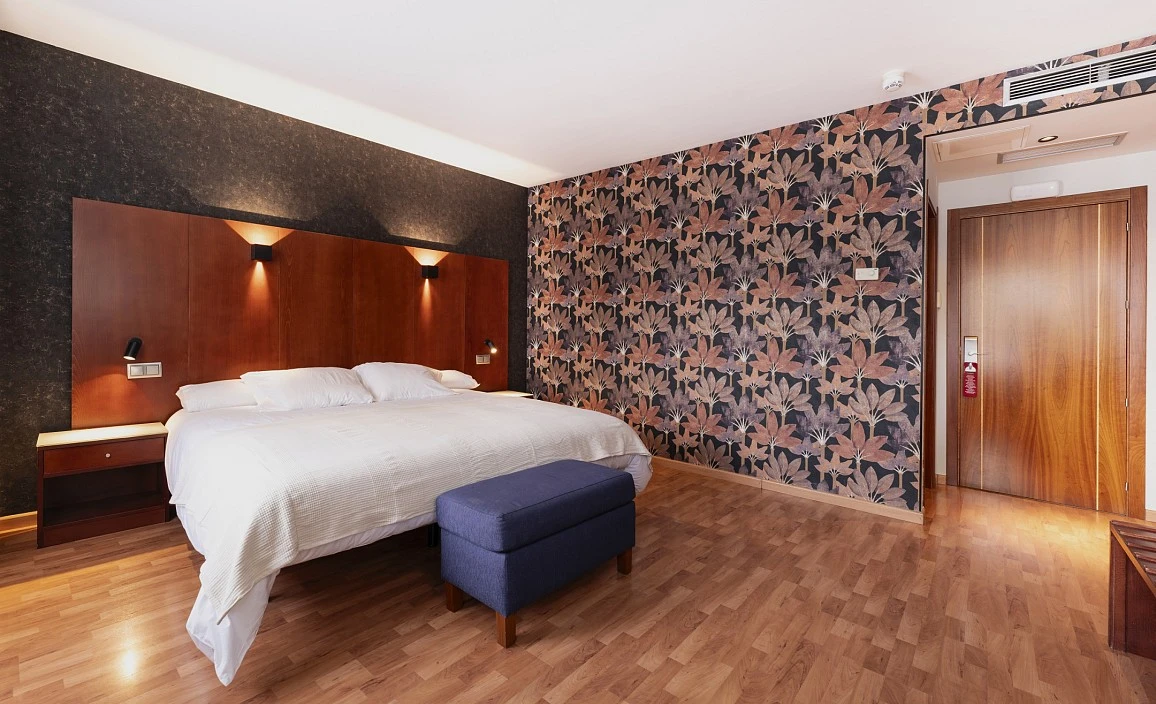 Pour ceux qui recherchent plus de confort et d'espace, nos chambres doubles supérieures sont le choix idéal.