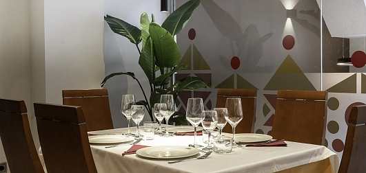 At Hotel Doña Urraca we want you to discover every corner of our facilities through images. At Hotel Doña Urraca we want you to discover every corner of our facilities through images.