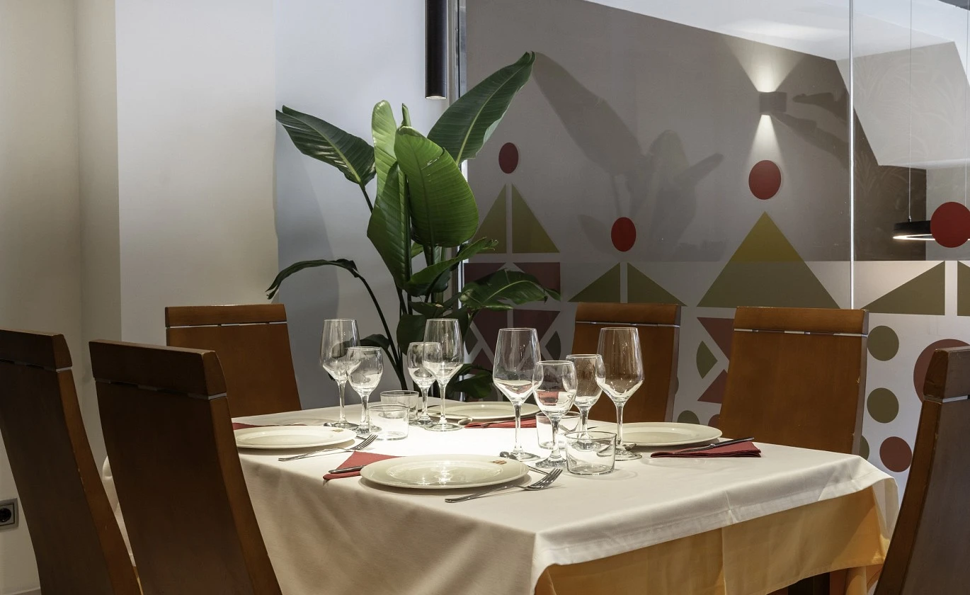 At Hotel Doña Urraca we want you to discover every corner of our facilities through images.