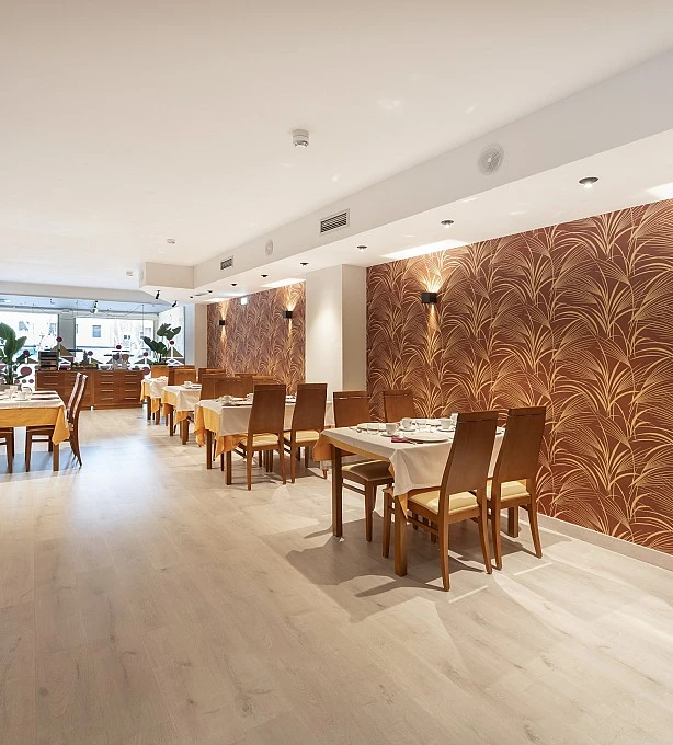 Salle de petit-déjeuner buffet